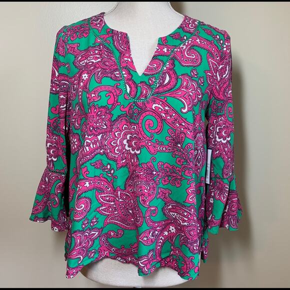 NWT Crown & Ivy Pink and Kelly Green Paisley Blouse Size XS - Picture 1 of 7